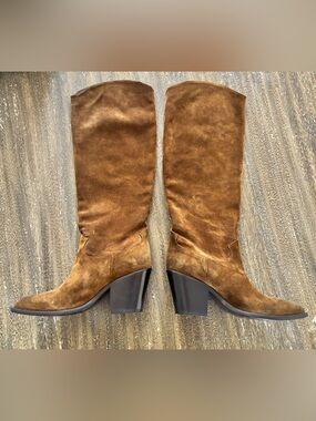 Vero Cuoio Suede Boots